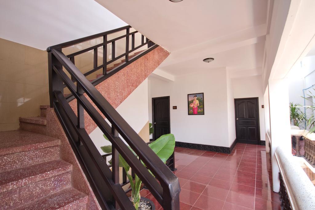 The Moon Villa Sziemreap Kültér fotó